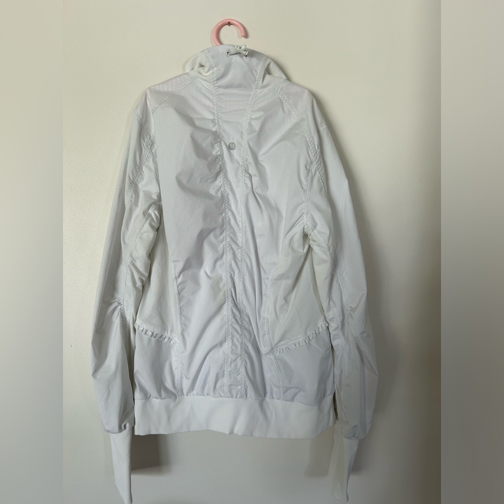 Lululemon Run Get Up And Go Jacket - Picture 9 of 13